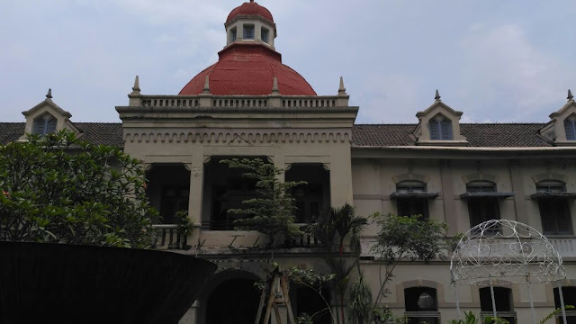 Menelusuri RS Mardi Santoso Surabaya, Rumah Sakit dengan Arsitektur Klasik Modern yang Terbengkalai