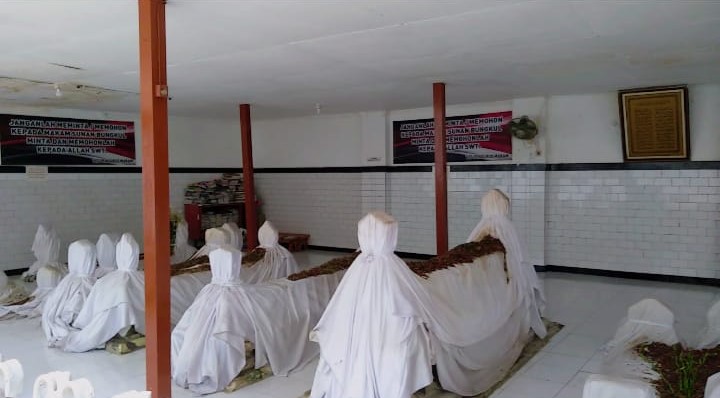 Makam Sunan Bungkul dan kerabatnya