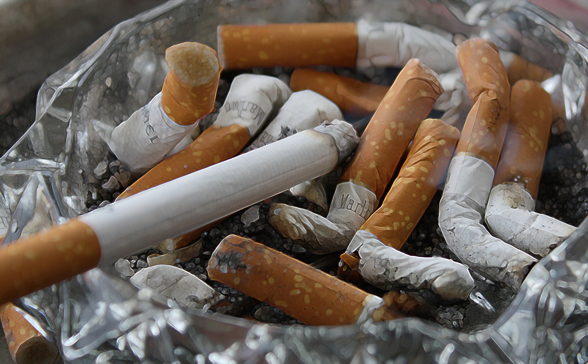 Abu Rokok yang Mengancam Kesehatan 