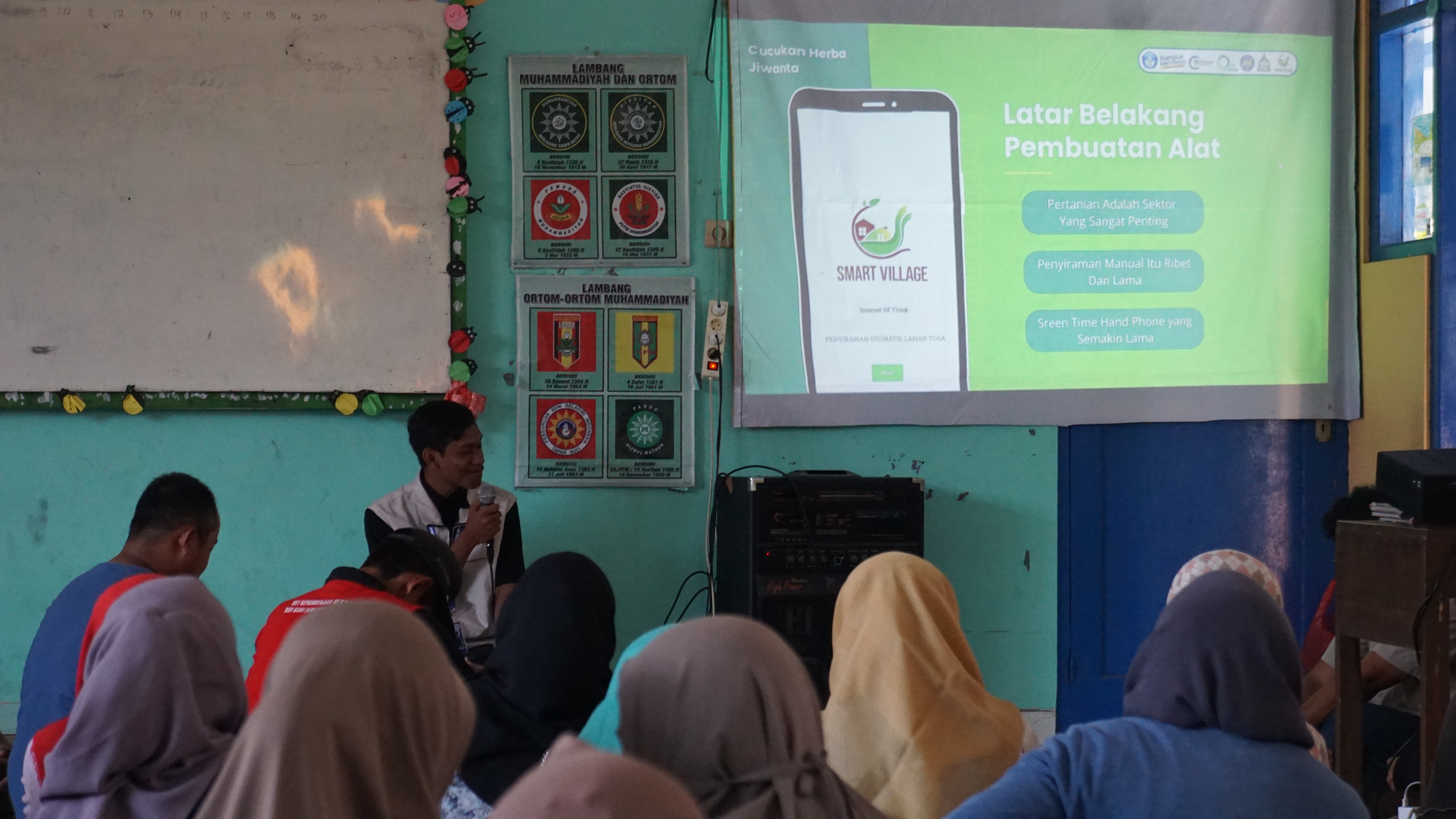 Materi Penyiraman Otomatis, sumber : Muhammad Rajeev Ghifari