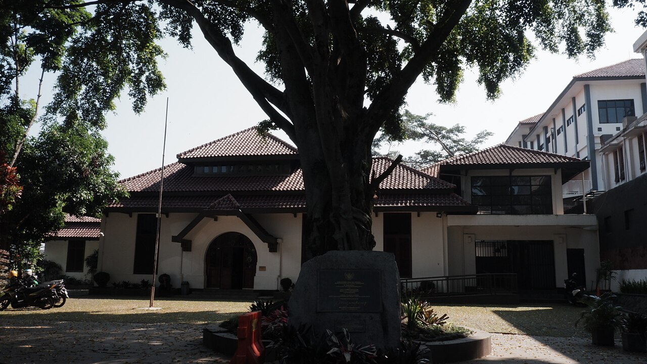 Gedung Indonesia Menggugat