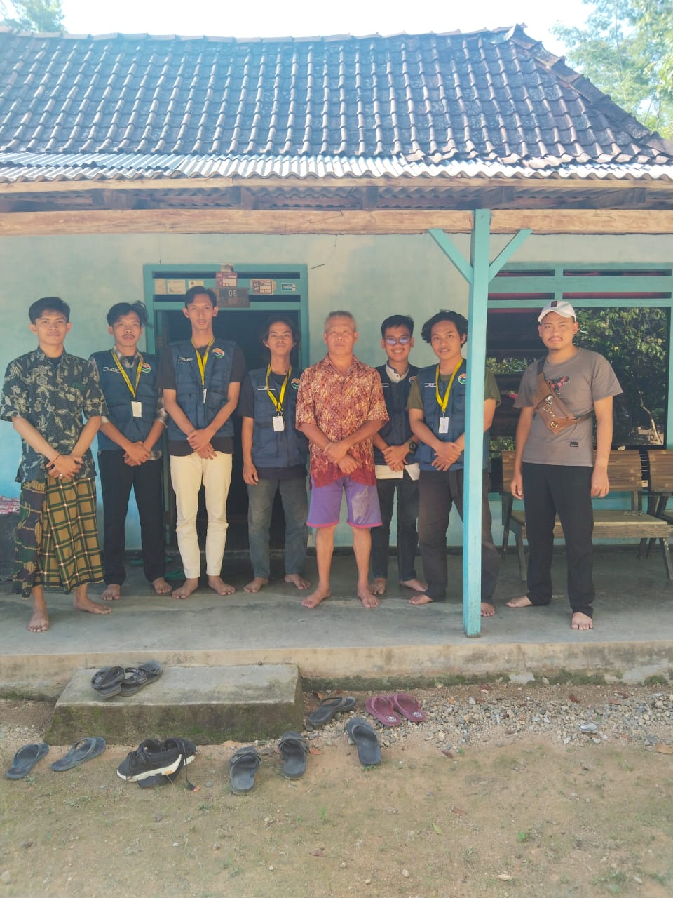 Dokumentasi wawancara bersama tokoh masyarakat di Dusun Gunung Agung
