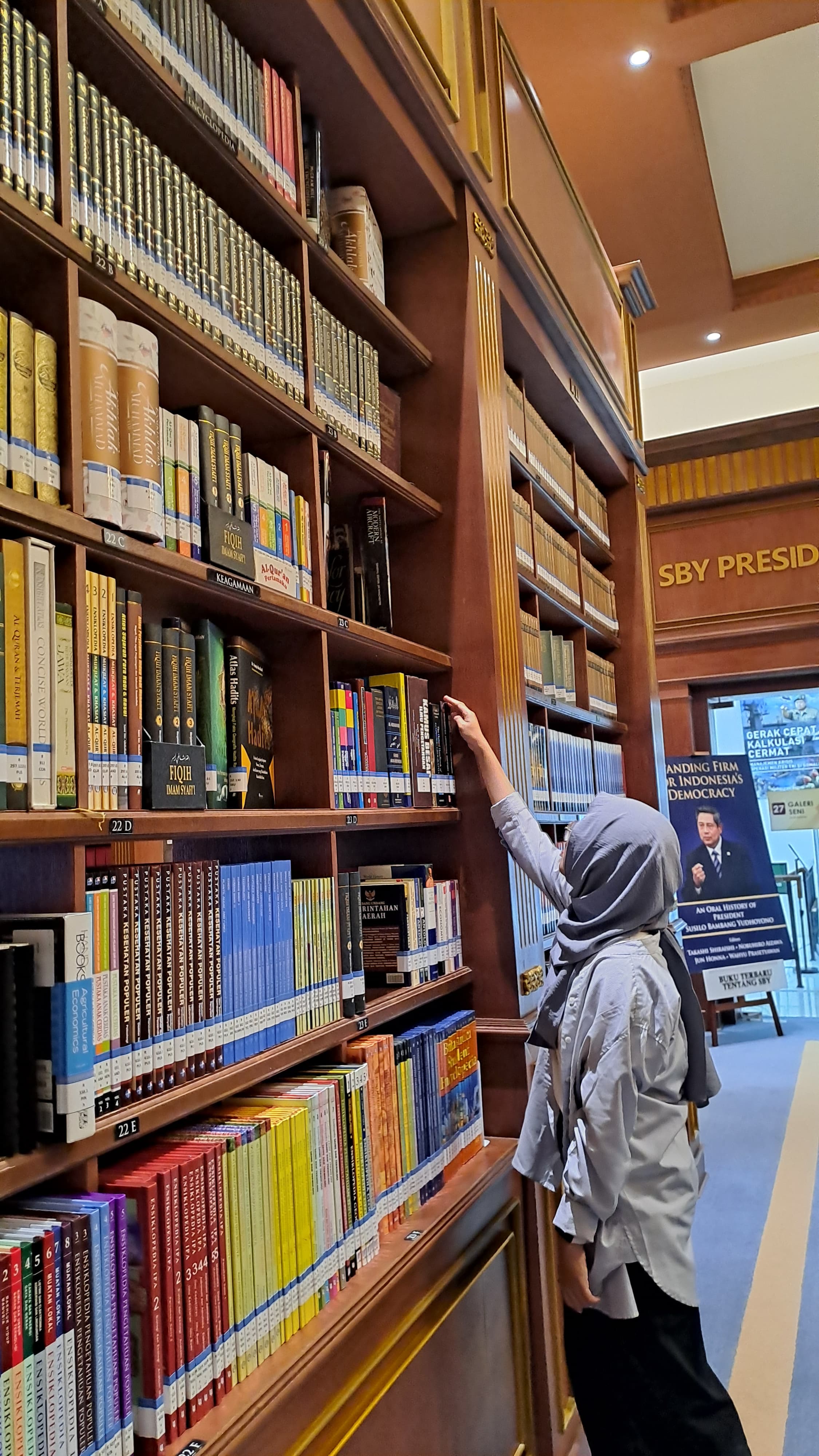 perpustakaan di Museum & Galeri SBY ANI