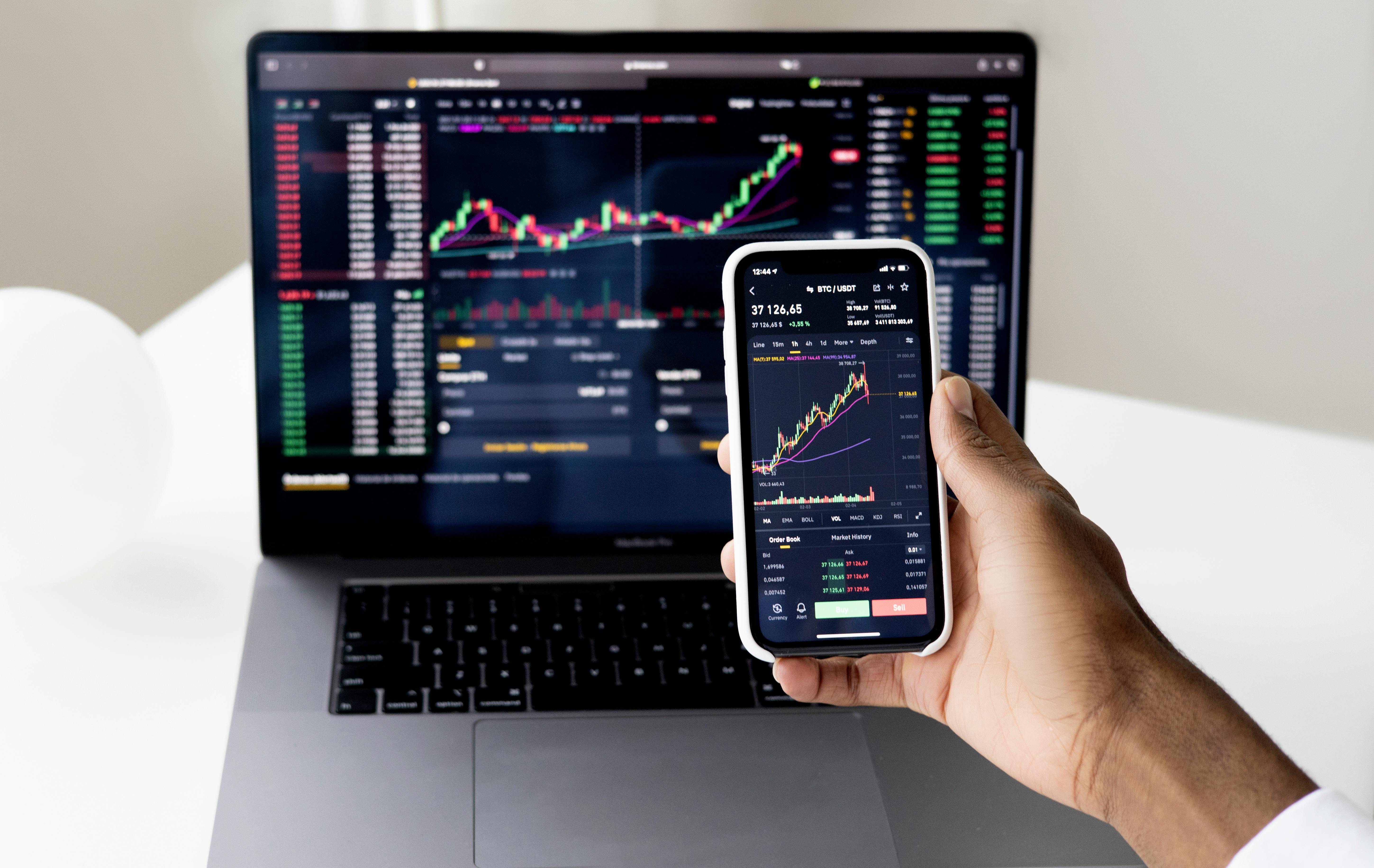 Gambaran pajak yang meningkat dengan transformasi digital