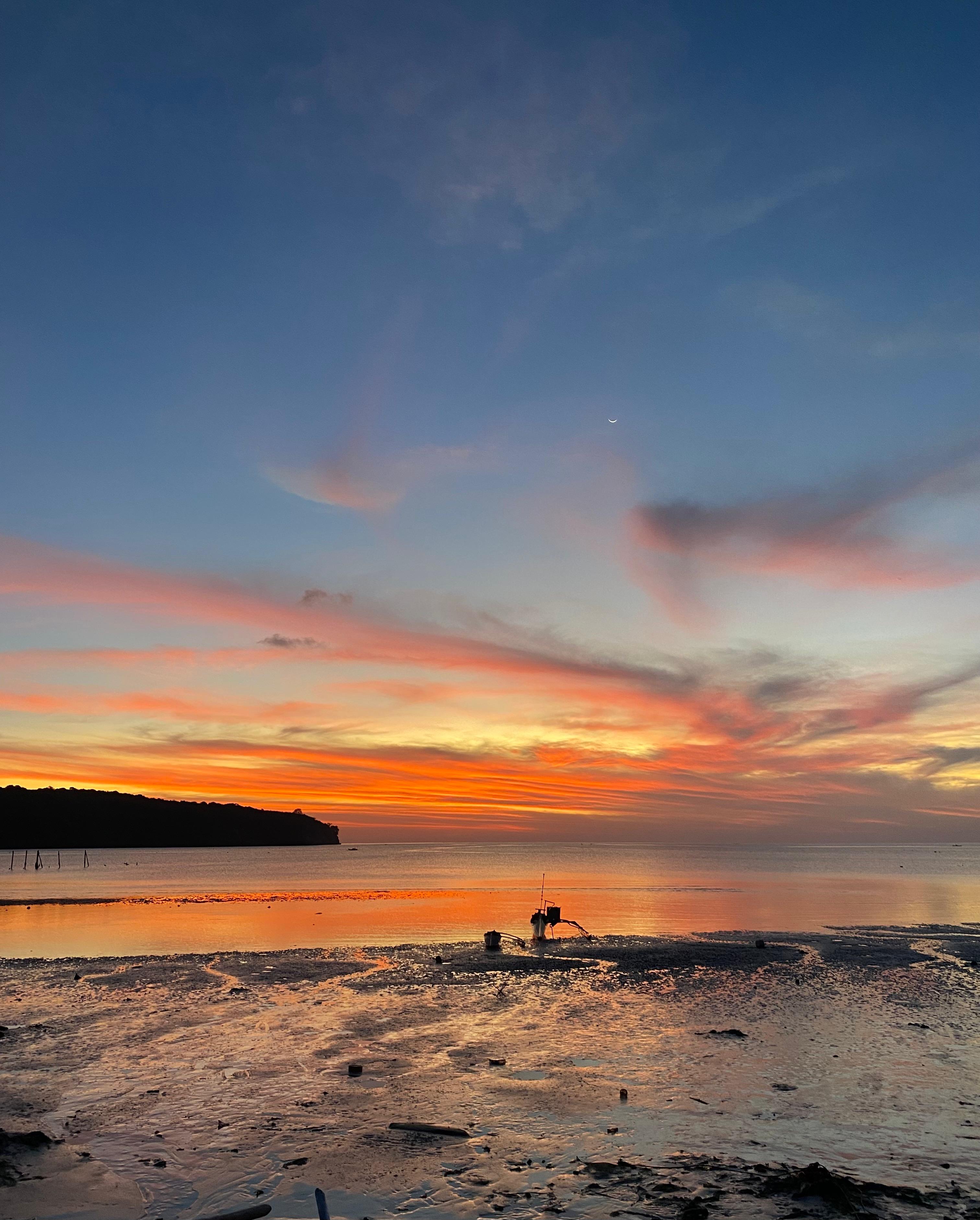 Sunset di Pantai Tongke-tongke | Dokumentasi Pribadi