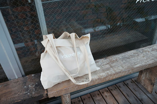 Contoh Penerapan Reuse dalam Pengelolaan Sampah I sumber : Unsplash.com