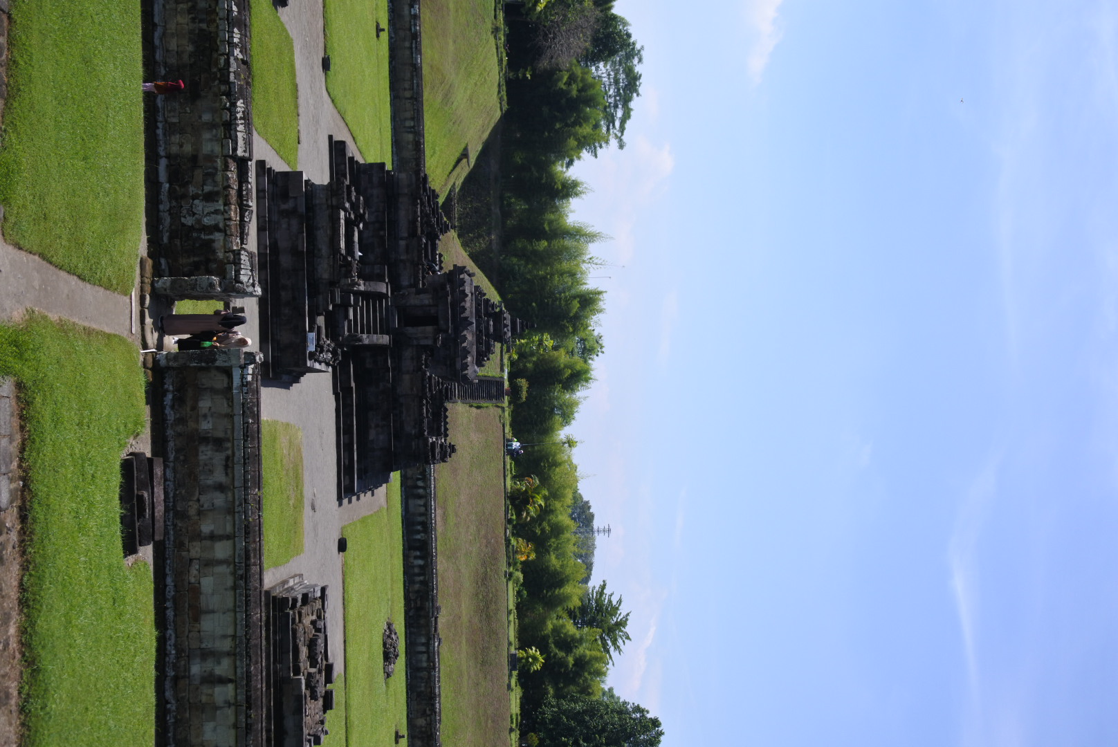 Candi Sambisari | Tania Simatupang