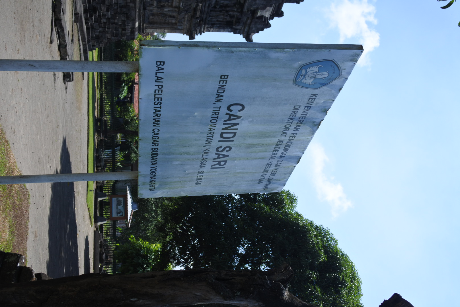 Candi Sari | Tania Simatupang