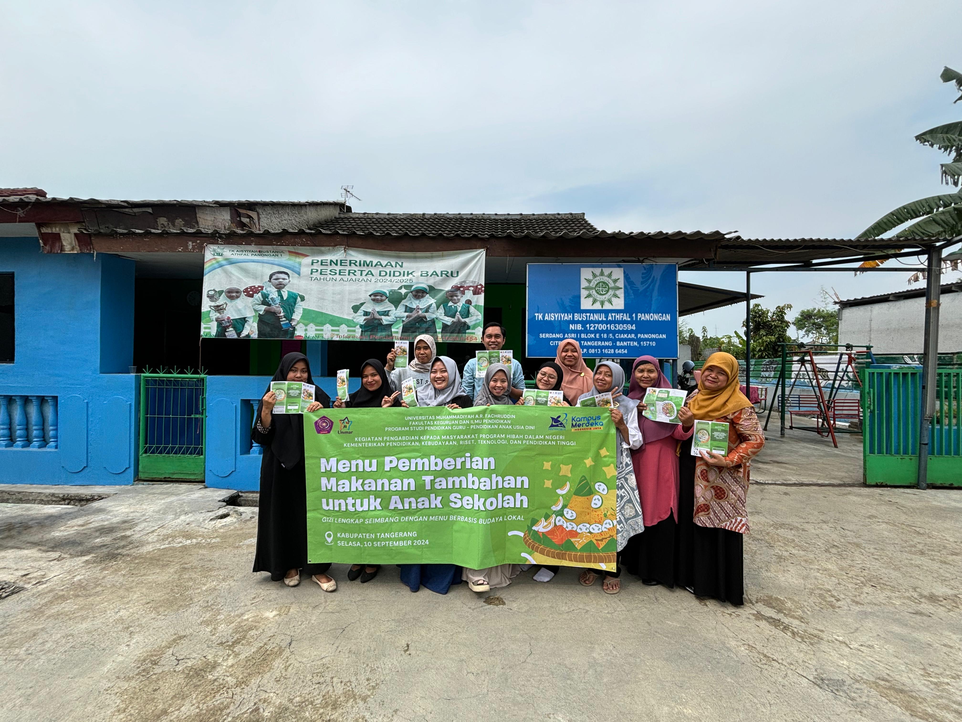pmtas foto pribadi penulis maya lestari