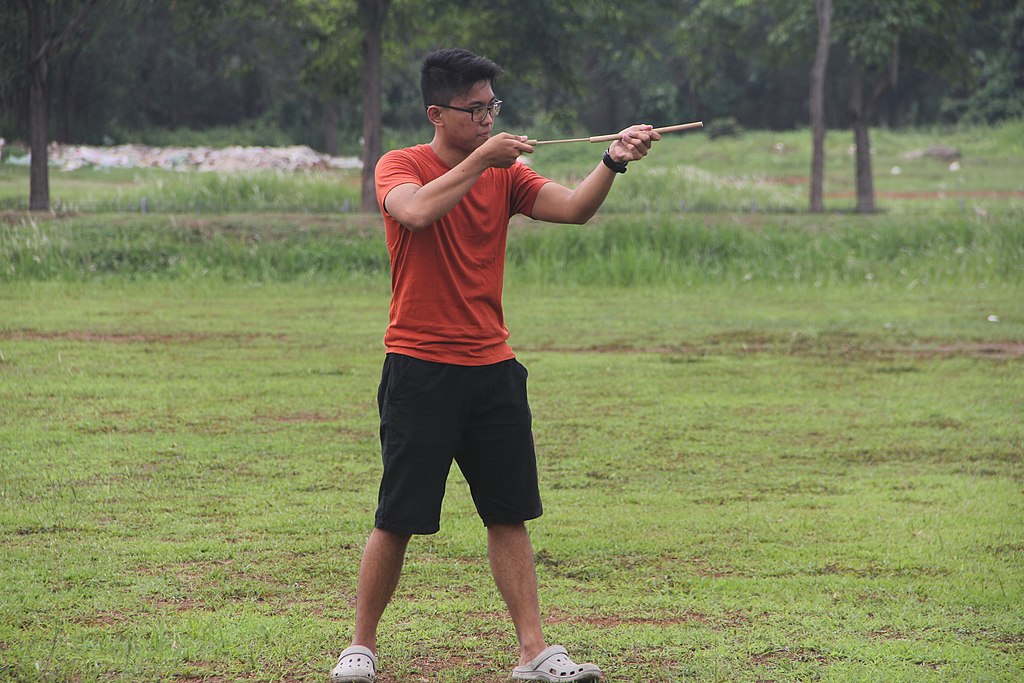 gambar permainan tradisional indonesia : pletokan 