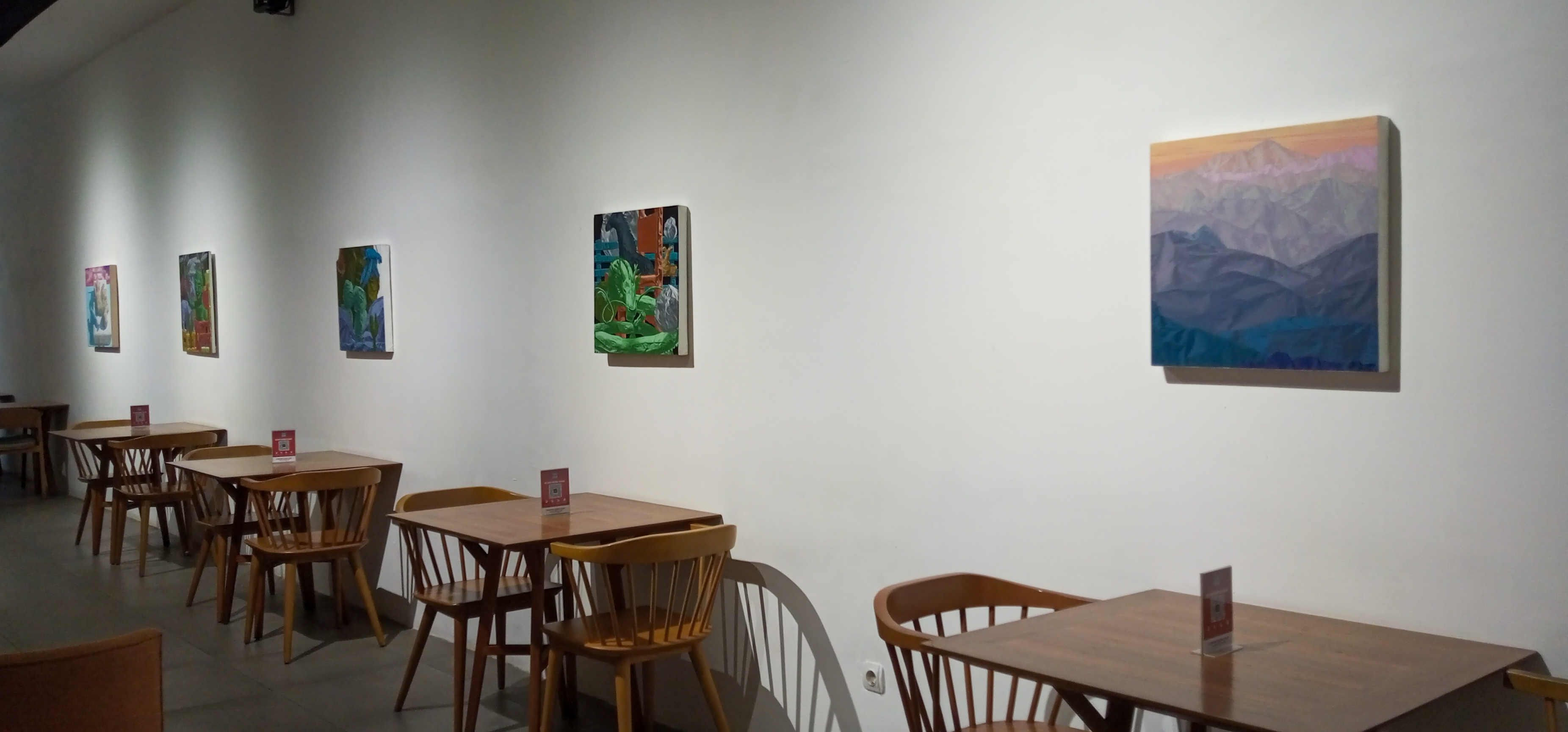 Karya Ipan Lasuang yang Dipajang di Kafe Dekat Jagad Gallery | Dokumentasi Pribadi 