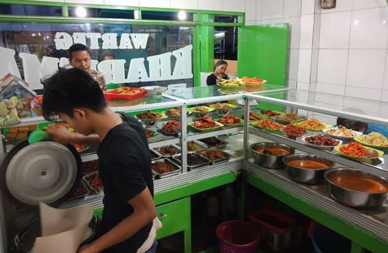 sejarah warteg kharisma