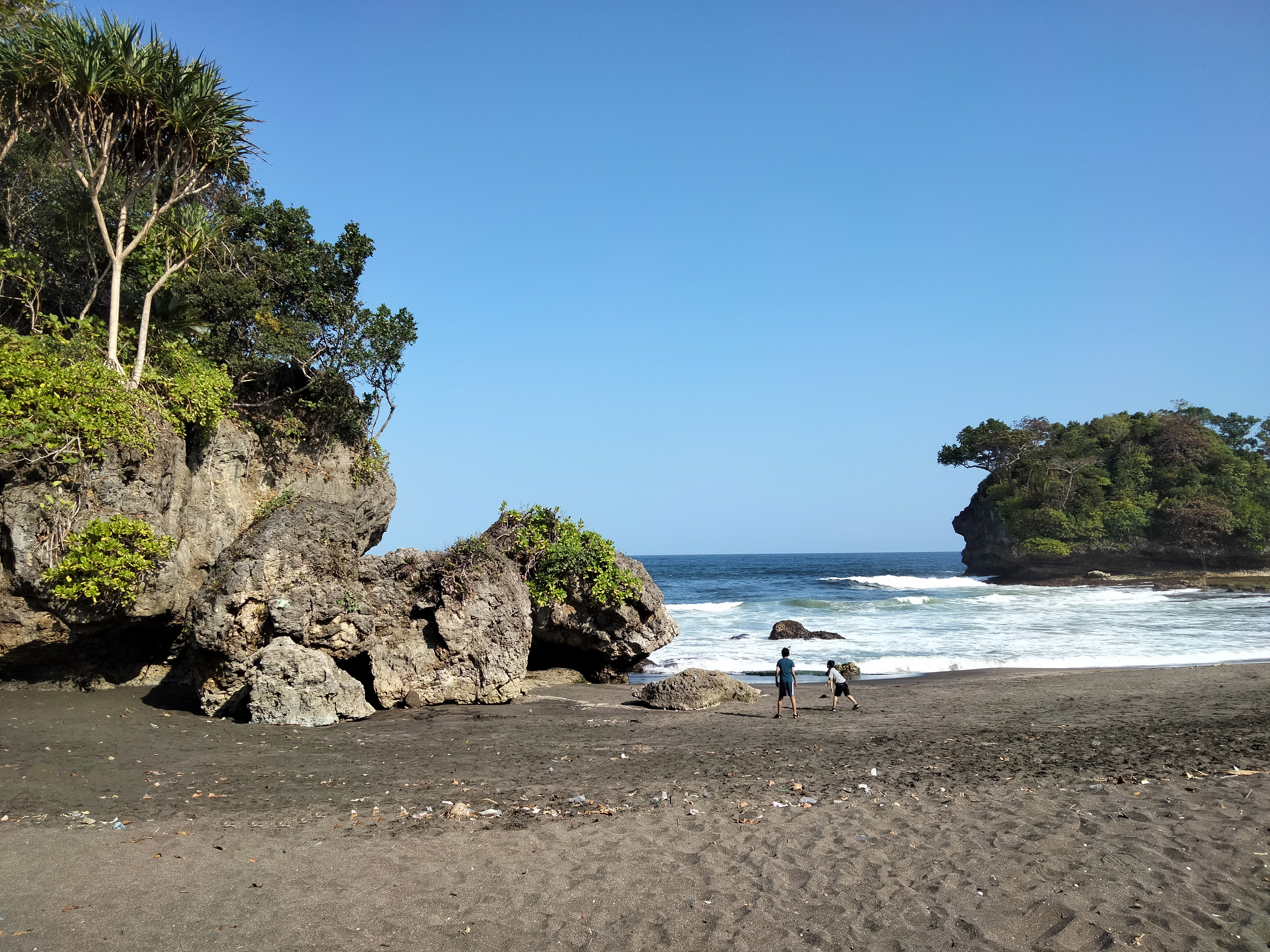 Pantai Madasari