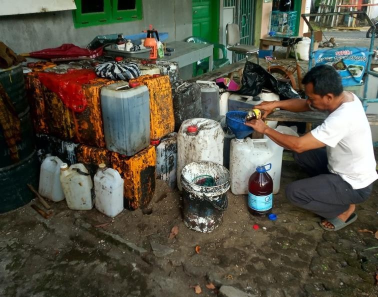 Minyak jelantah yang akan diproduksi menjadi biodiesel oleh Jejak Jelantah | Jejak Jelantah