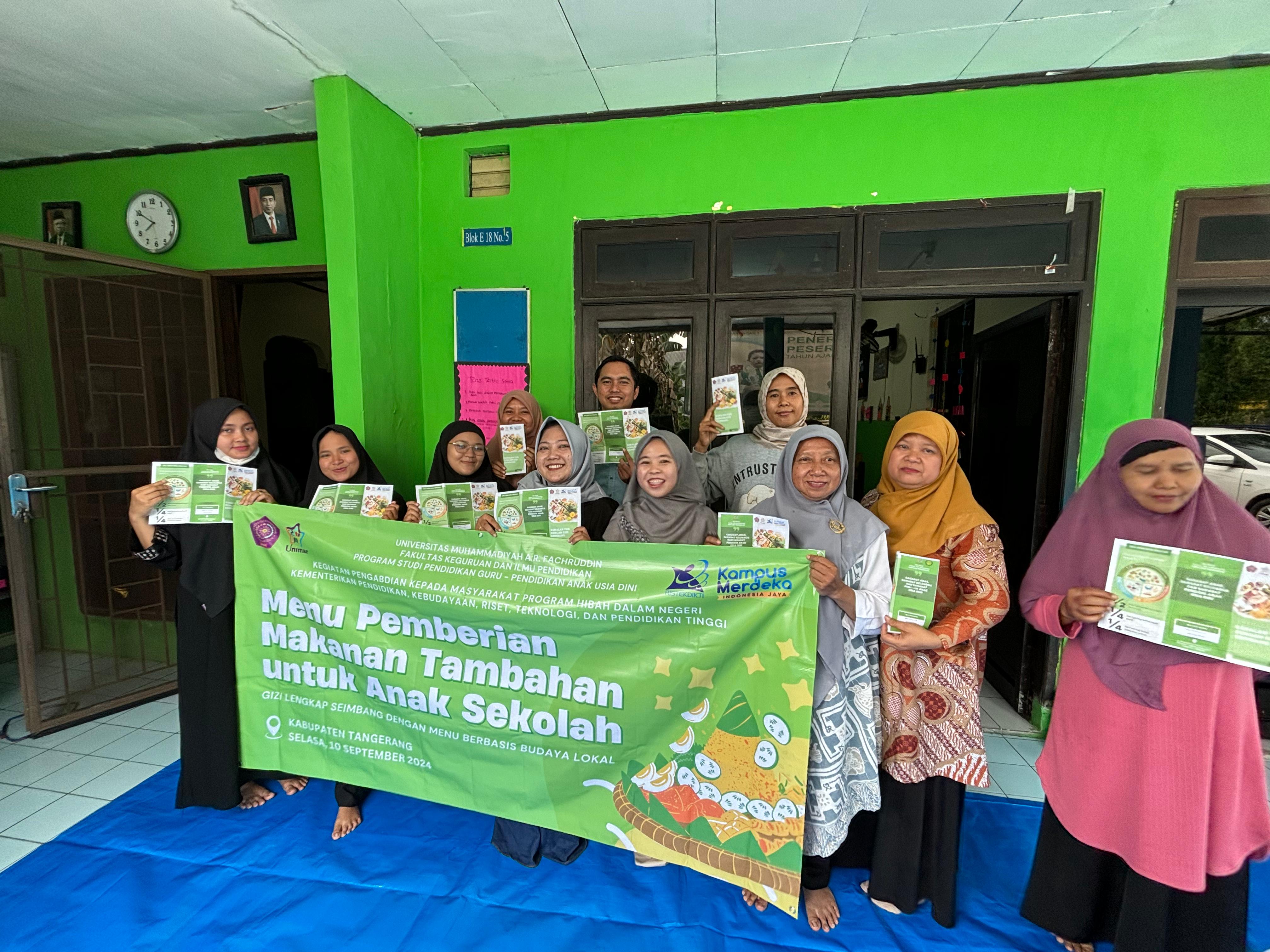 pmtas foto pribadi penulis maya lestari