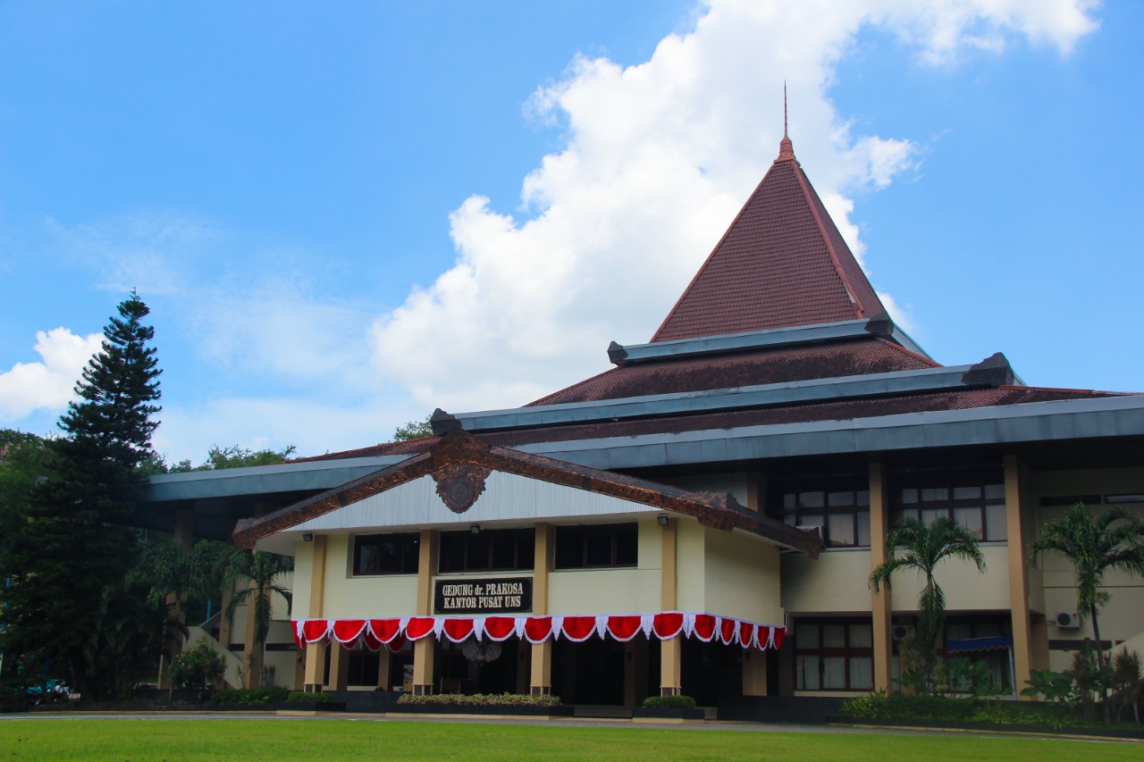 Universitas di Madiun_Universitas Sebelas Maret Madiun