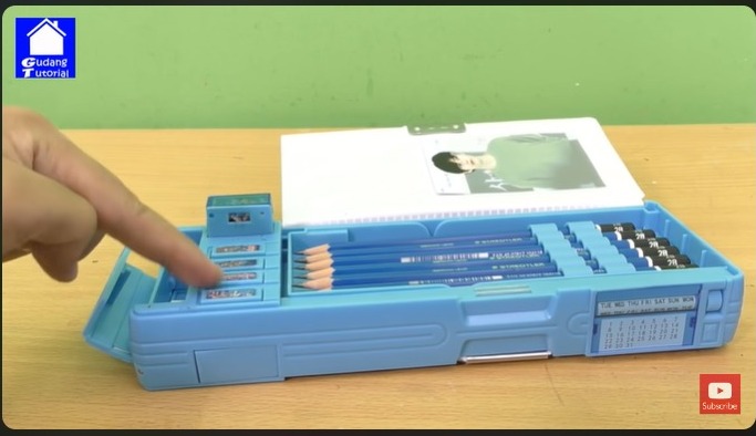 Kotak pensil multfungsi | Foto: Tangkapan layar YouTube 'Gudang Tutorial'