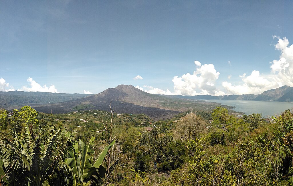 Gunung Batur Kintamani (Wikimedia Commons/Denny Octora)