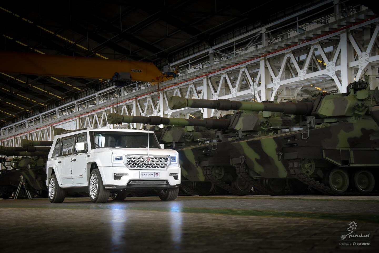 MV3 Garuda Limousine buatan Pindad || Instagram: @pt_pindad