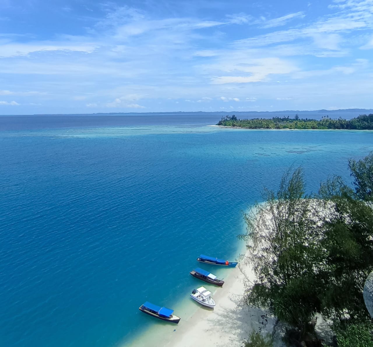 Pulau Rangit, salah satu pulau di gugusan Kepulauan Banyak | Sumber: dokumentasi pribadi