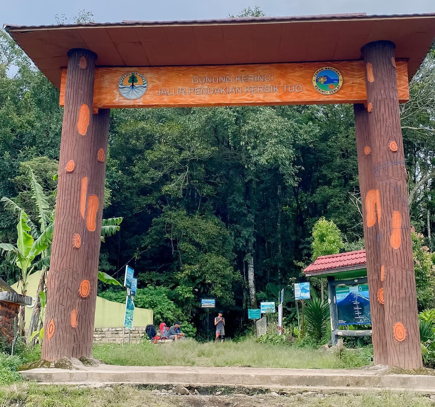 Jalur Pendakian Gunung Kerinci Via Kersik Tuo. © Instagram @mt.kerinci