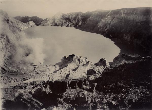 Kawah Ijen tahun 1915