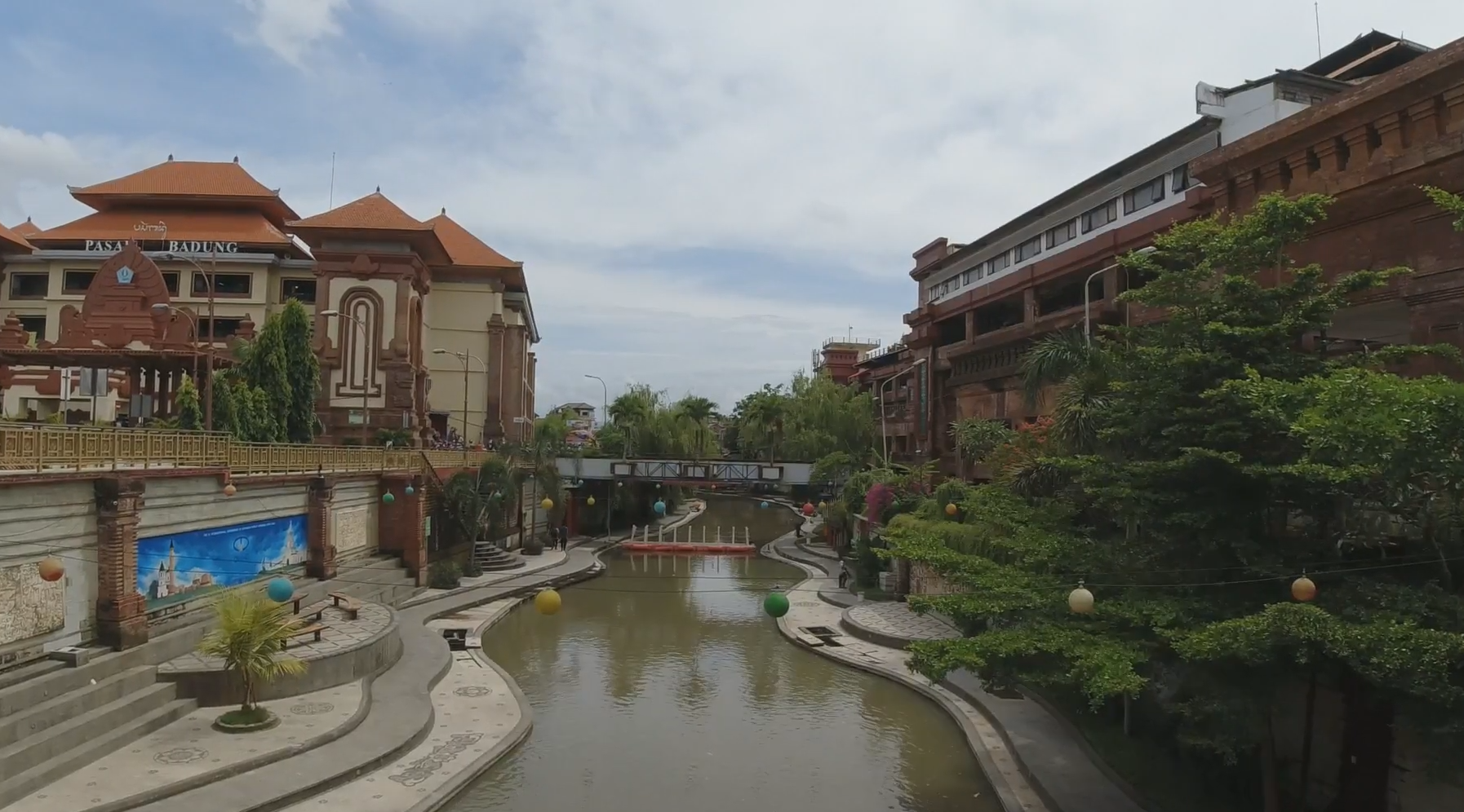 Taman Kumbasari Denpasar, Bali. © Tangkapan Layar Youtube Bali Walker.