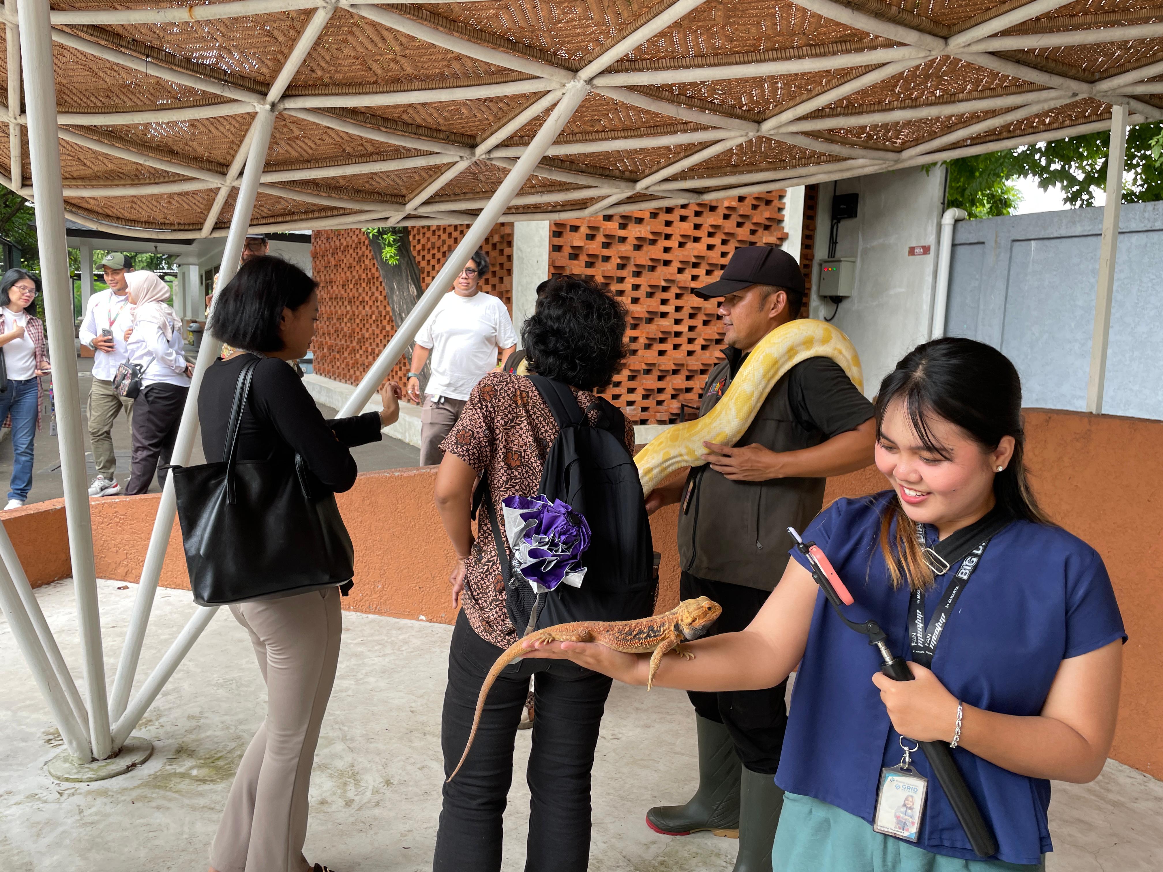 Sunset di Kebun/Jagat Satwa Nusantara