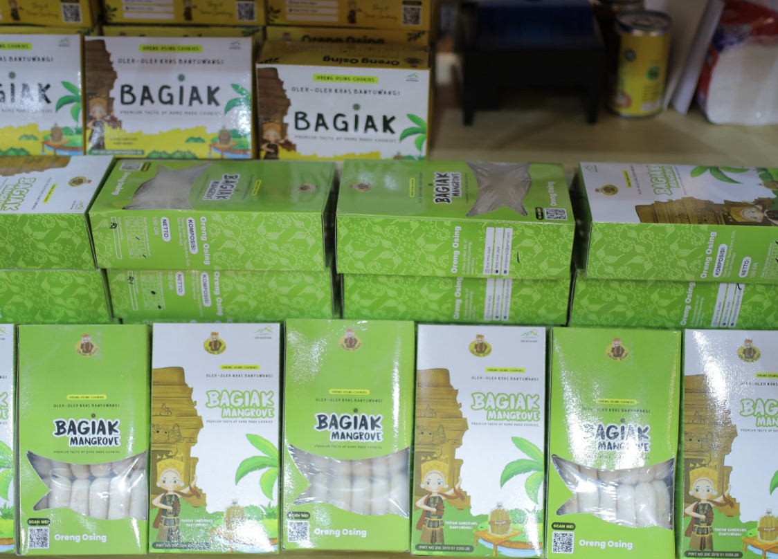 Kue bagiak mangrove, inovasi baru penggabungan rasa tradisional dengan buah mangrove yang kaya vitamin C, serat, dan mineral. | orengosingbanyuwangi.com