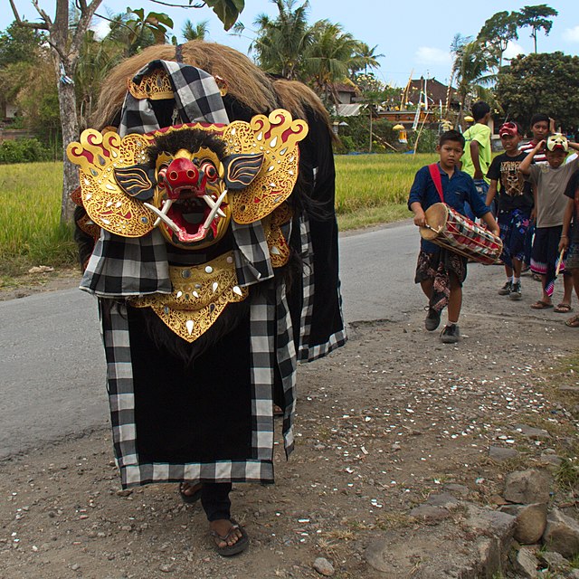 Topeng Barong Bangkal | Wikimedia | Alain Secretan