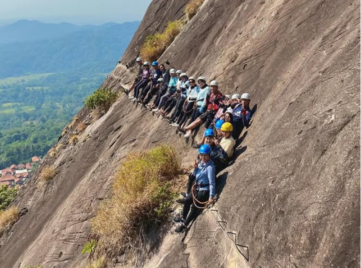 Gunung Parang Purwakarta