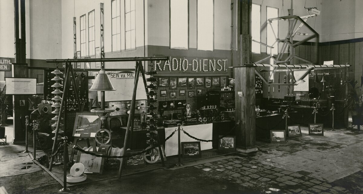 Alat Stasiun Radio Malabar 