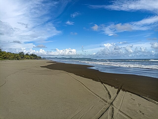 Pantai Widarapayung