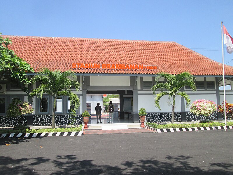 Stasiun Brambanan 2016 | Wikimedia Commons: Alqhaderi Aliffianiko