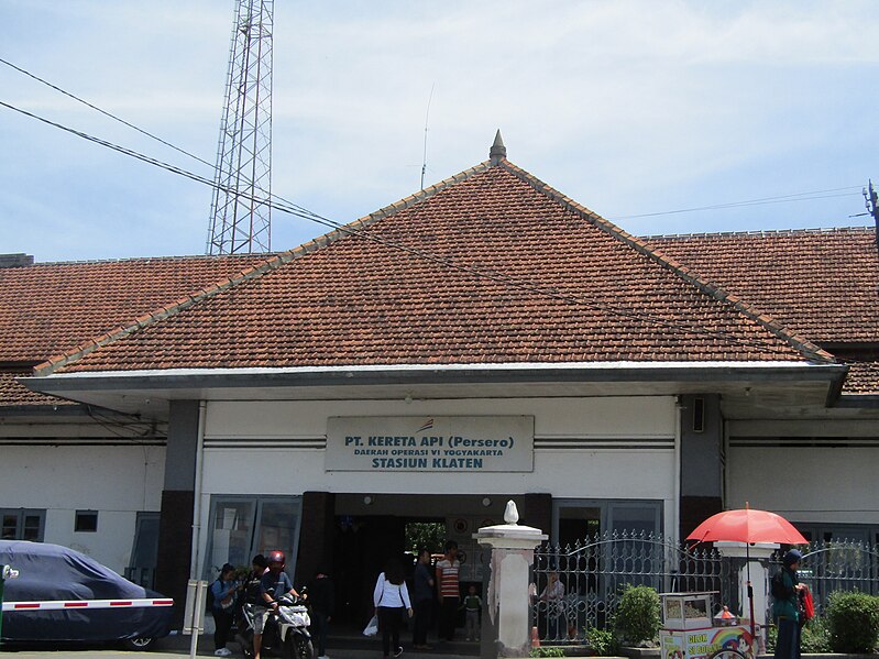 Stasiun Klaten 2018 | Wikimedia Commons: Alqhaderi Aliffianiko