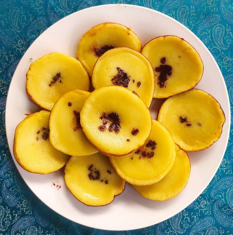Kue Lumpur | Sumber: Wikipedia (Wiwik P.)