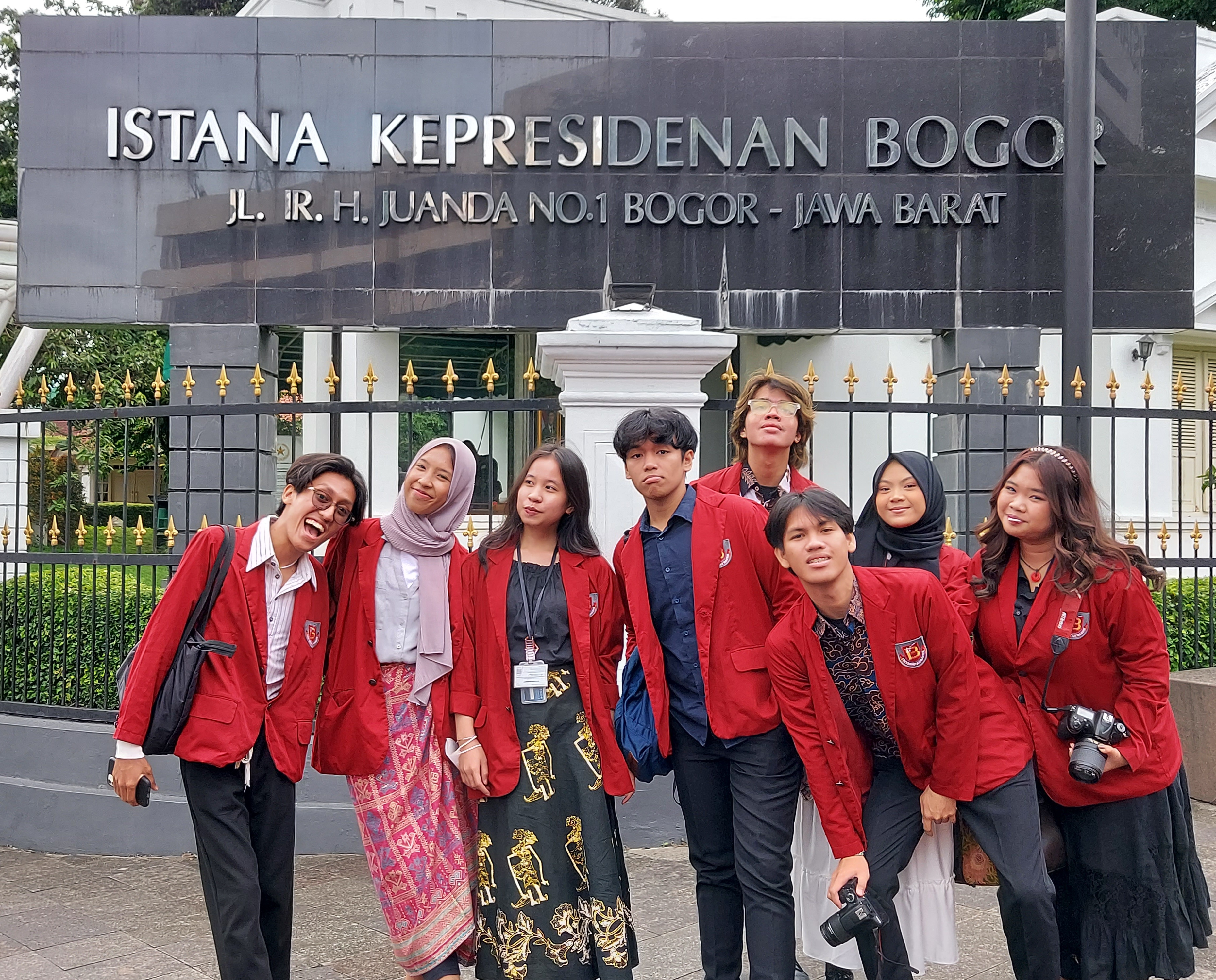 ilmu komunikasi universitas bakrie