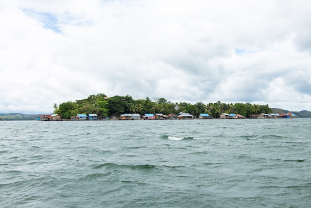 Danau Sentani 