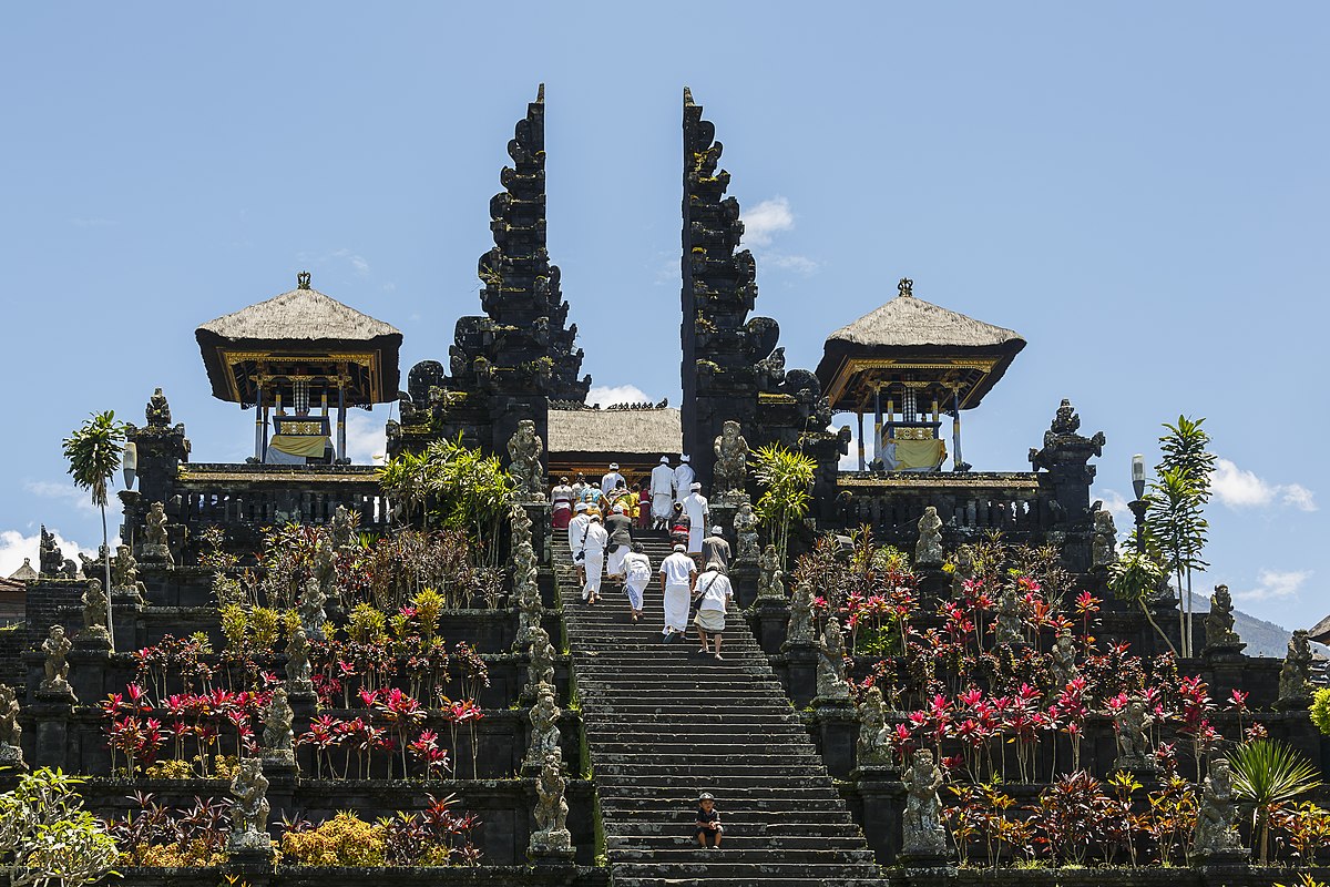 Pura Besakih Bali, Indonesia