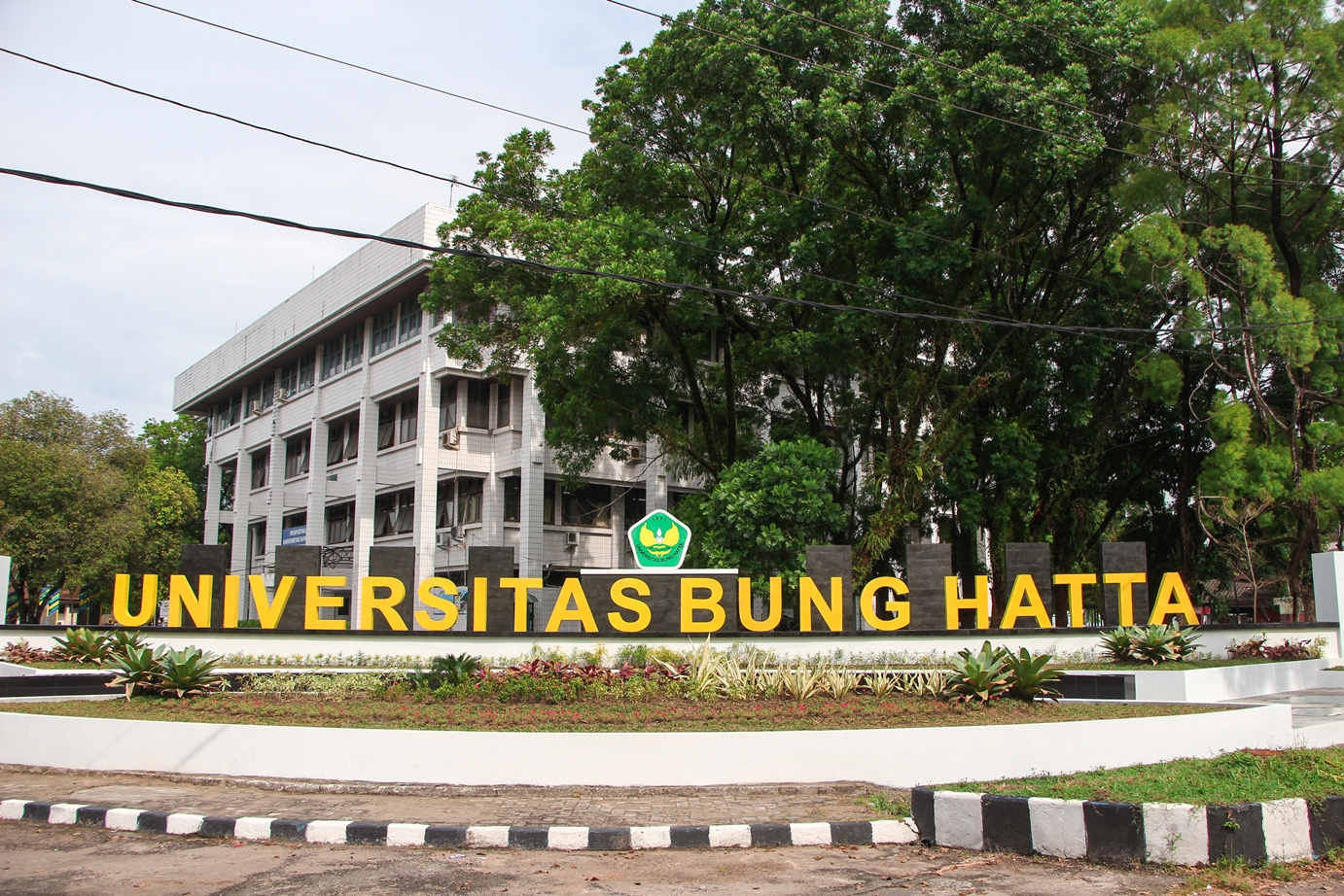 Universitas Bung Hatta Padang. Sumber Foto: https://bunghatta.ac.id/