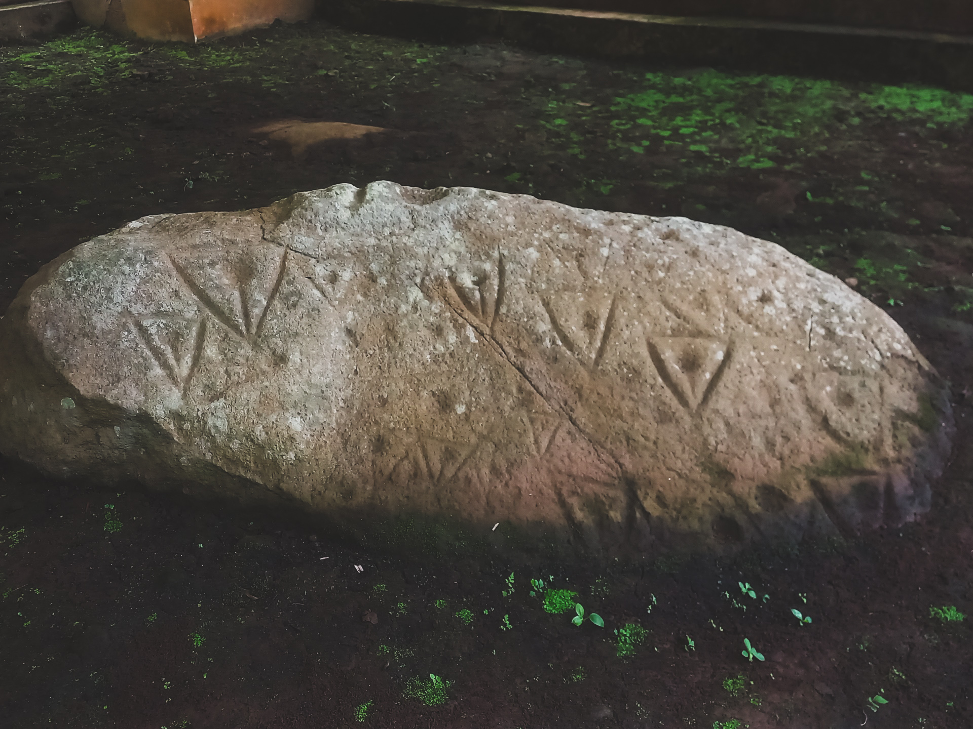 Situs Batu Bergores Cidaresi | Source: Dokumentasi Pribadi