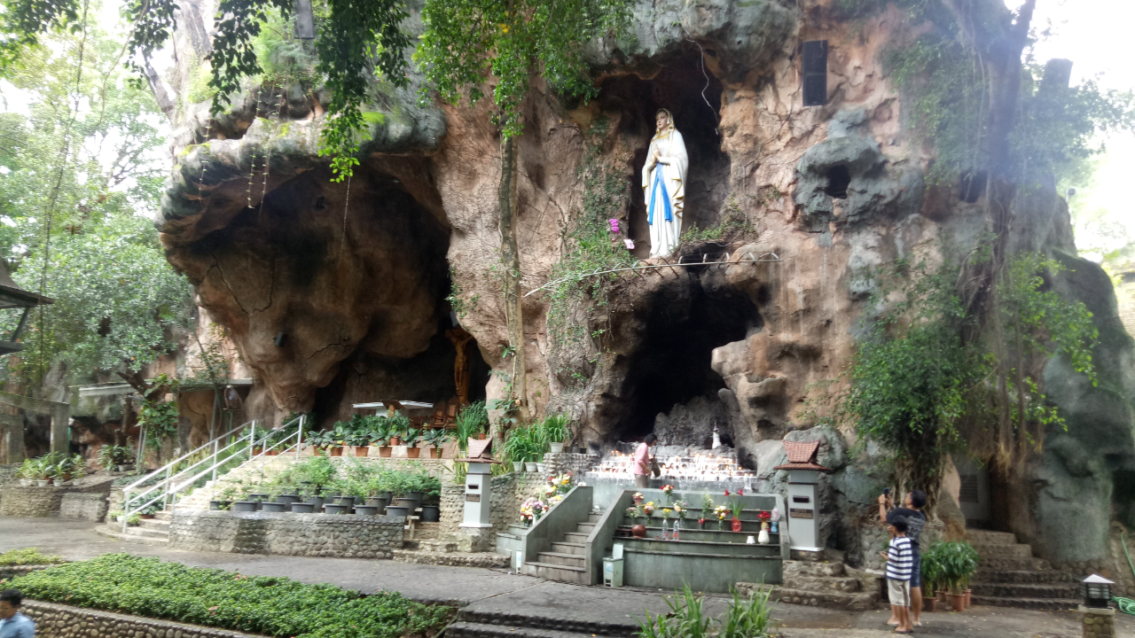 Gua Maria Lourdes Puhsarang Kediri | Dok.Pribadi Danny Richard P Tampubolon