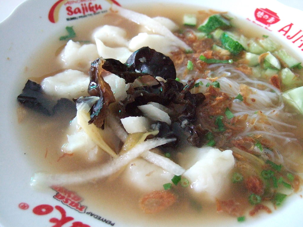 Tekwan khas Palembang | Foto: (Wikimedia Commons | Midori)