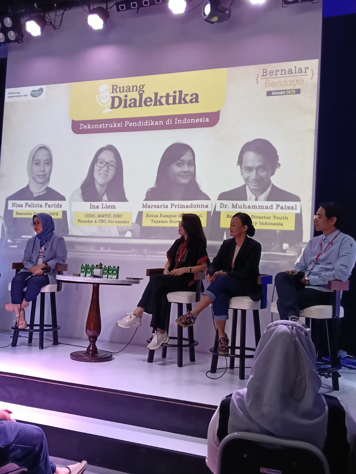 Sesi Kedua: Dekonstruksi Pendidikan di Indonesia