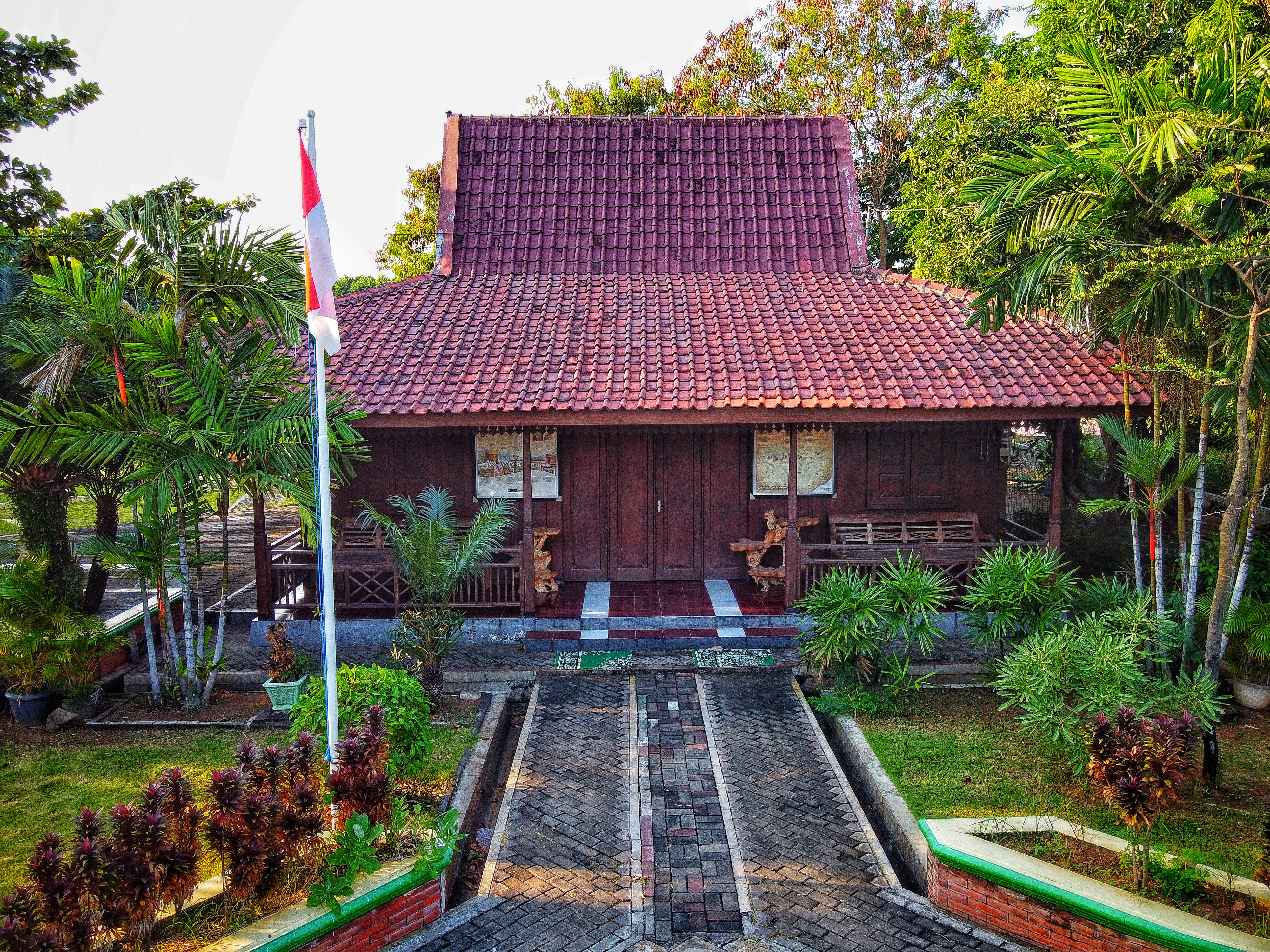 rumah joglo