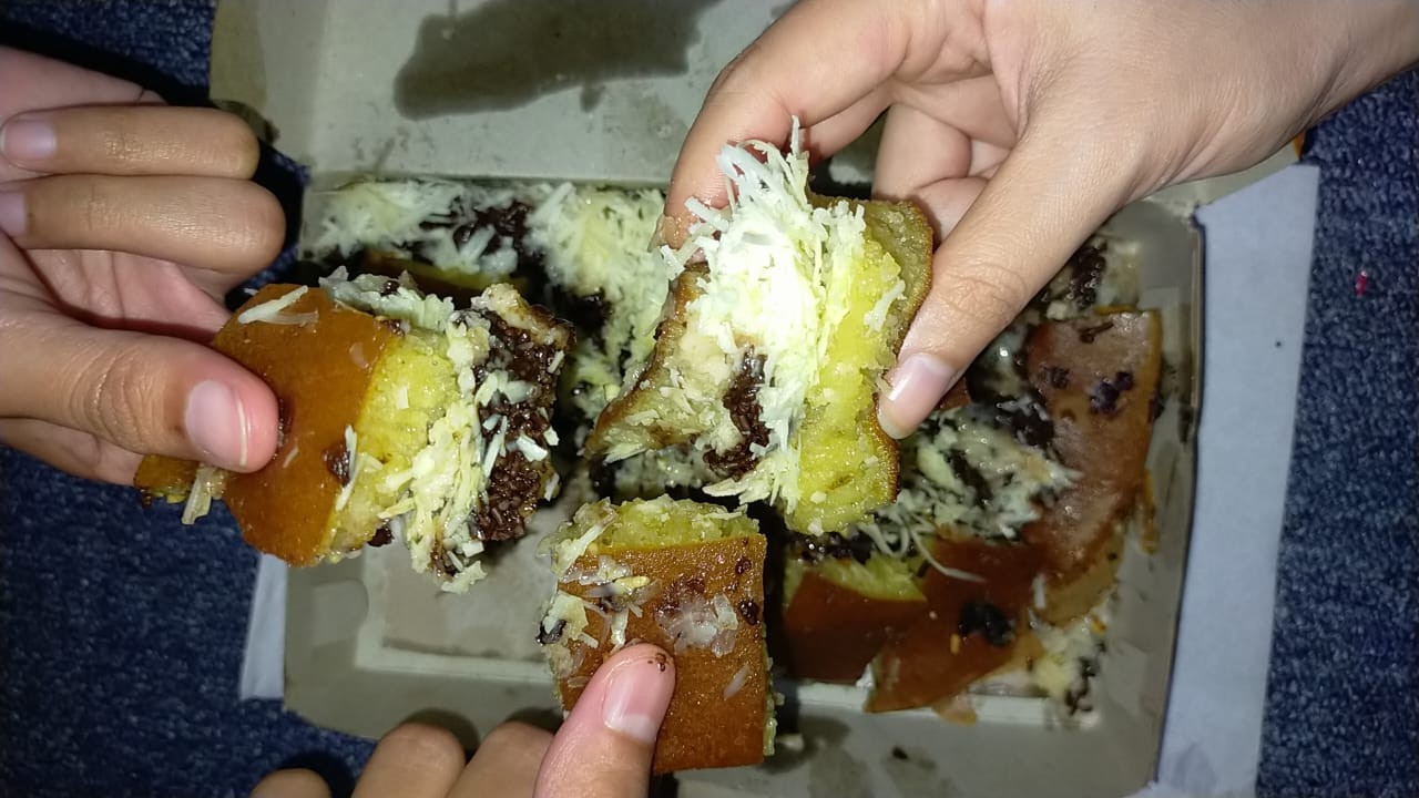 Martabak Manis