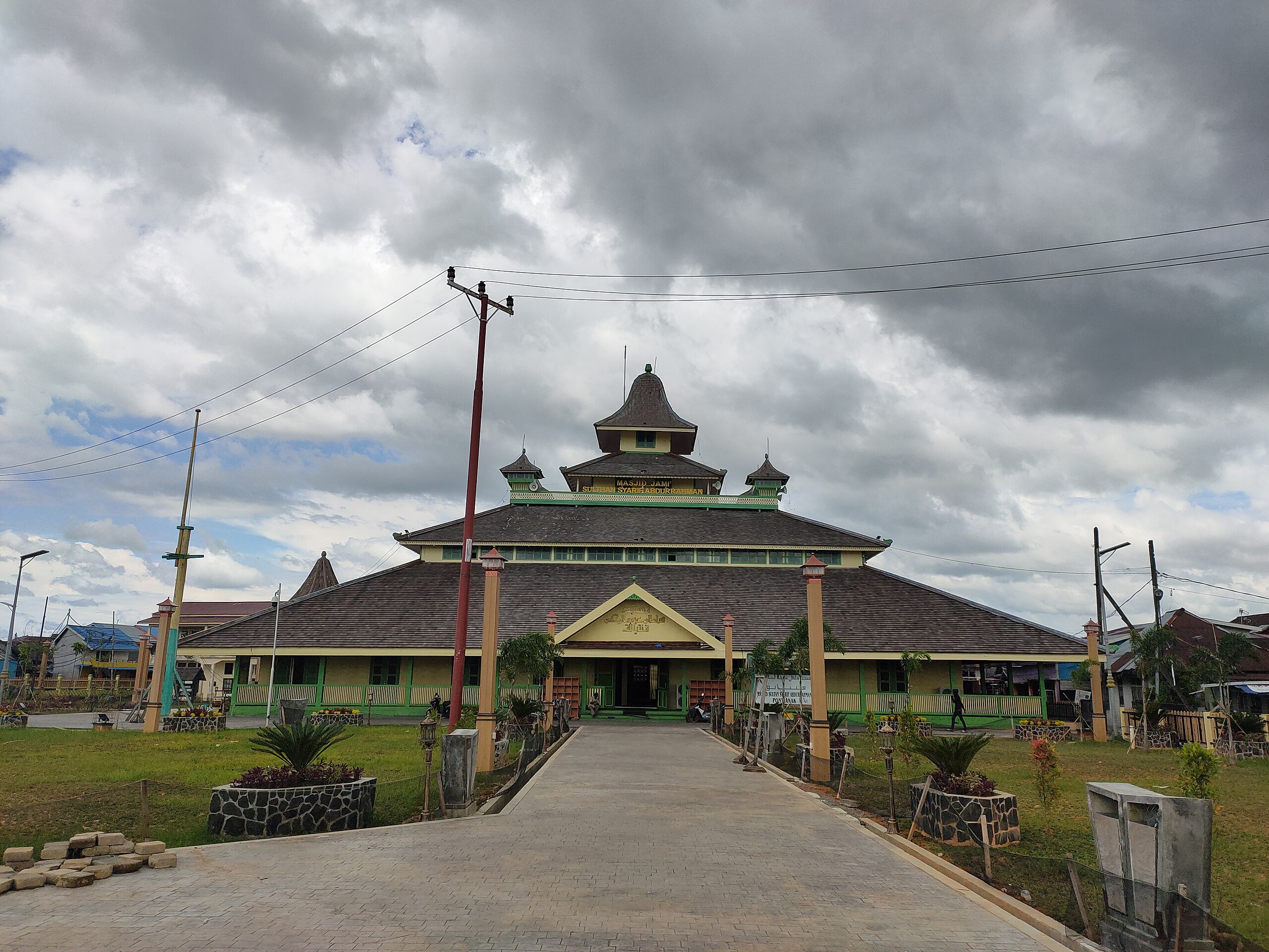 Masjid Jami Pontianak | Source: Wikimedia Commons