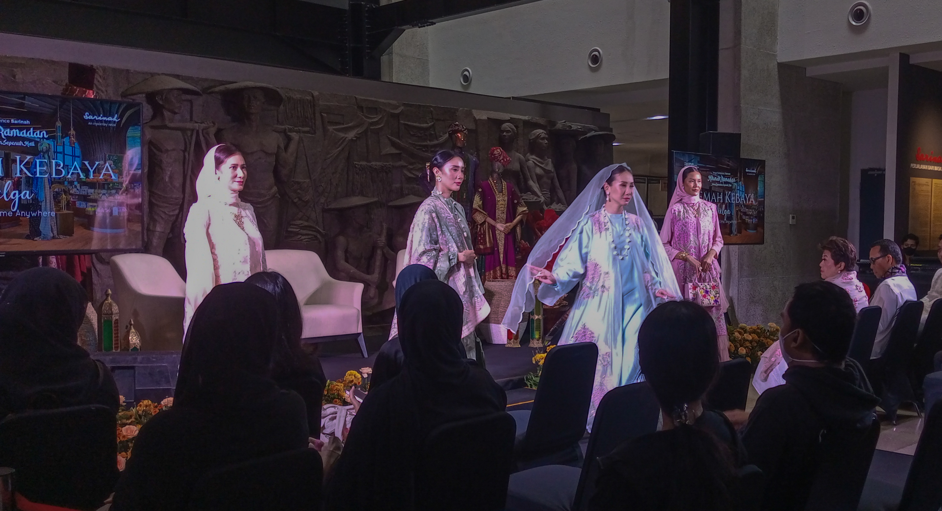 Peragaan Busana Roemah Kebaya Vielga di Sarinah Thamrin | Dok. Almer Sophian