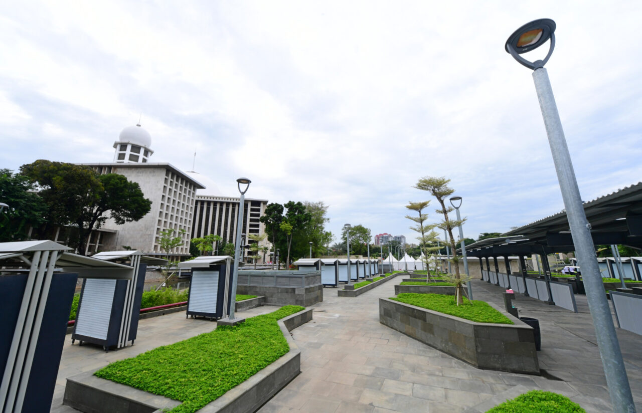 Istiqlal mengantongi sertifikat Excellence in Design for Greater Efficiencies (EDGE) sebagai masjid ramah lingkungan pertama di dunia | BPMI Setpres