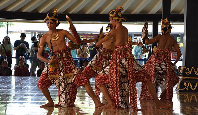 Tari Beksan Jebeng di Keraton Yogyakarta